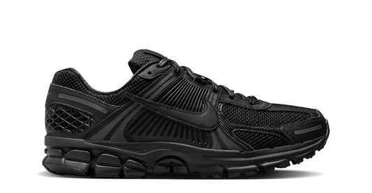 Nike Zoom Vomero 5 "Triple Black"